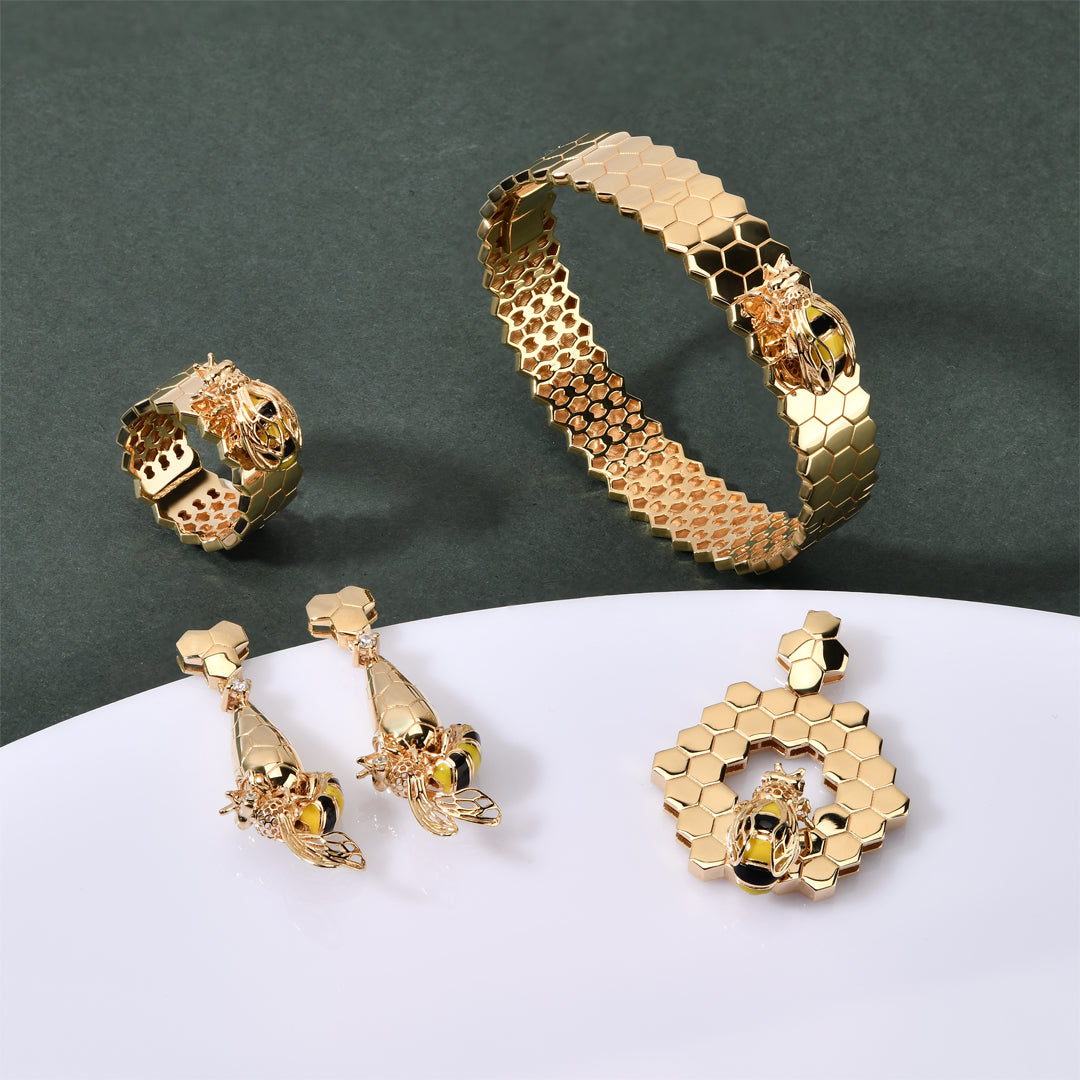 Honey Comb 14K Gold Bracelet